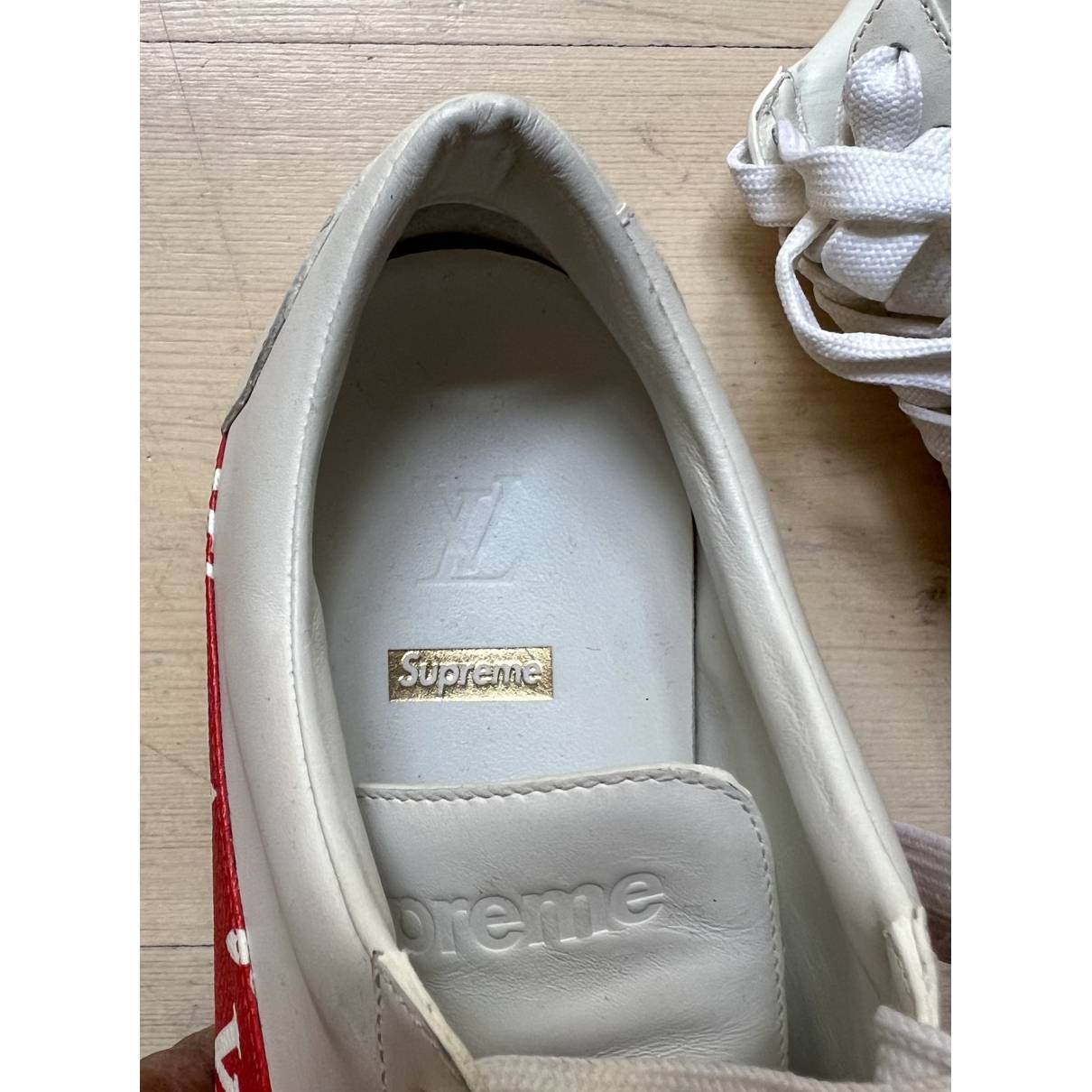 Louis Vuitton x Supreme - Authenticated Trainer - Leather White for Men, Very Good Condition
