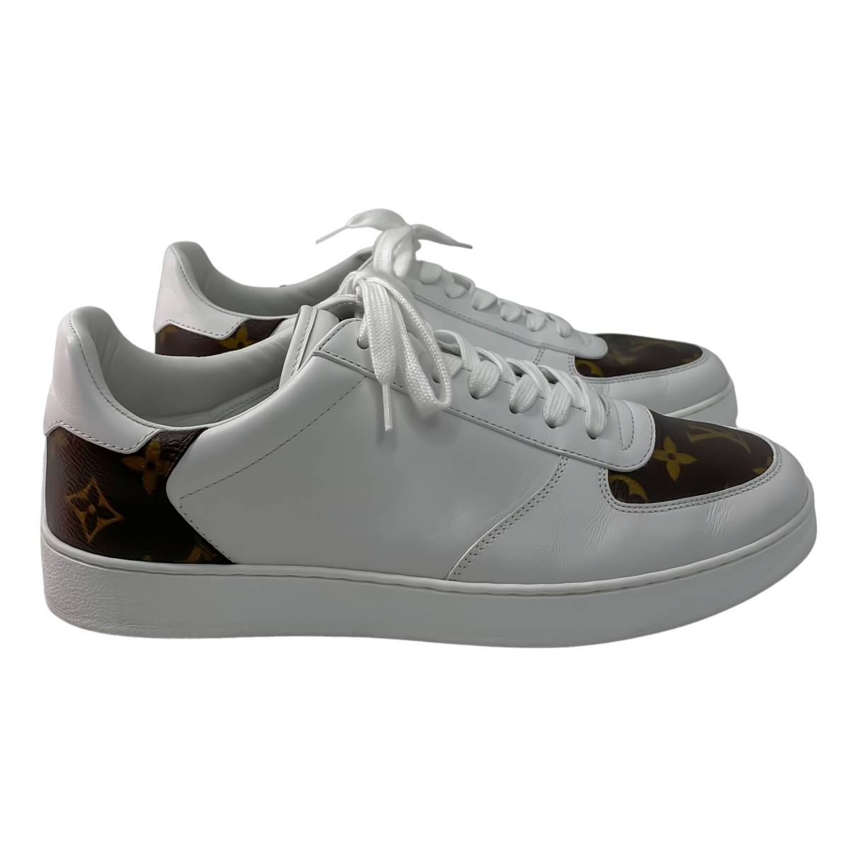 Rivoli leather low trainers Louis Vuitton White size 7 UK in