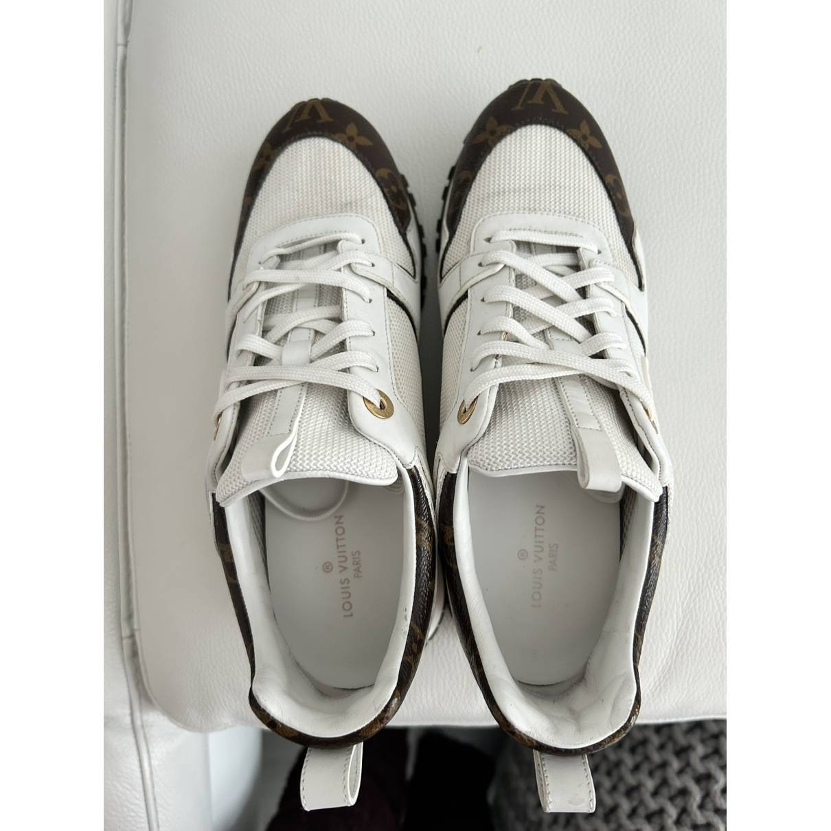 LOUIS VUITTON Women's White Run Away Sneakers Size 42 US 12  AUTHENTIC😍🔥❤️