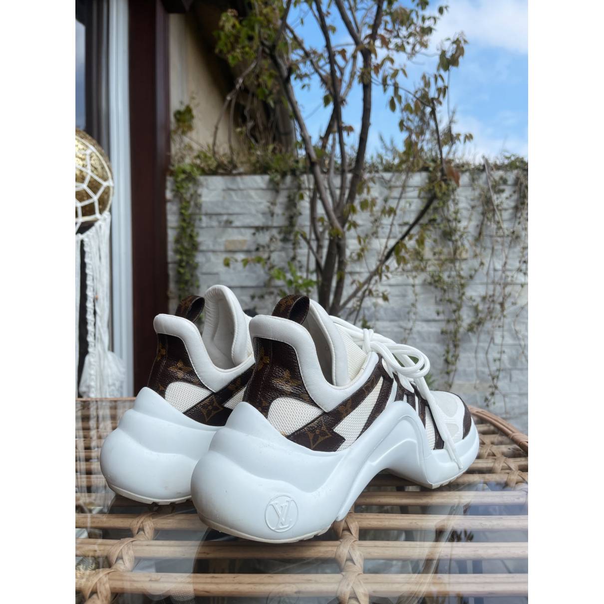 Archlight leather trainers Louis Vuitton White size 38.5 EU in