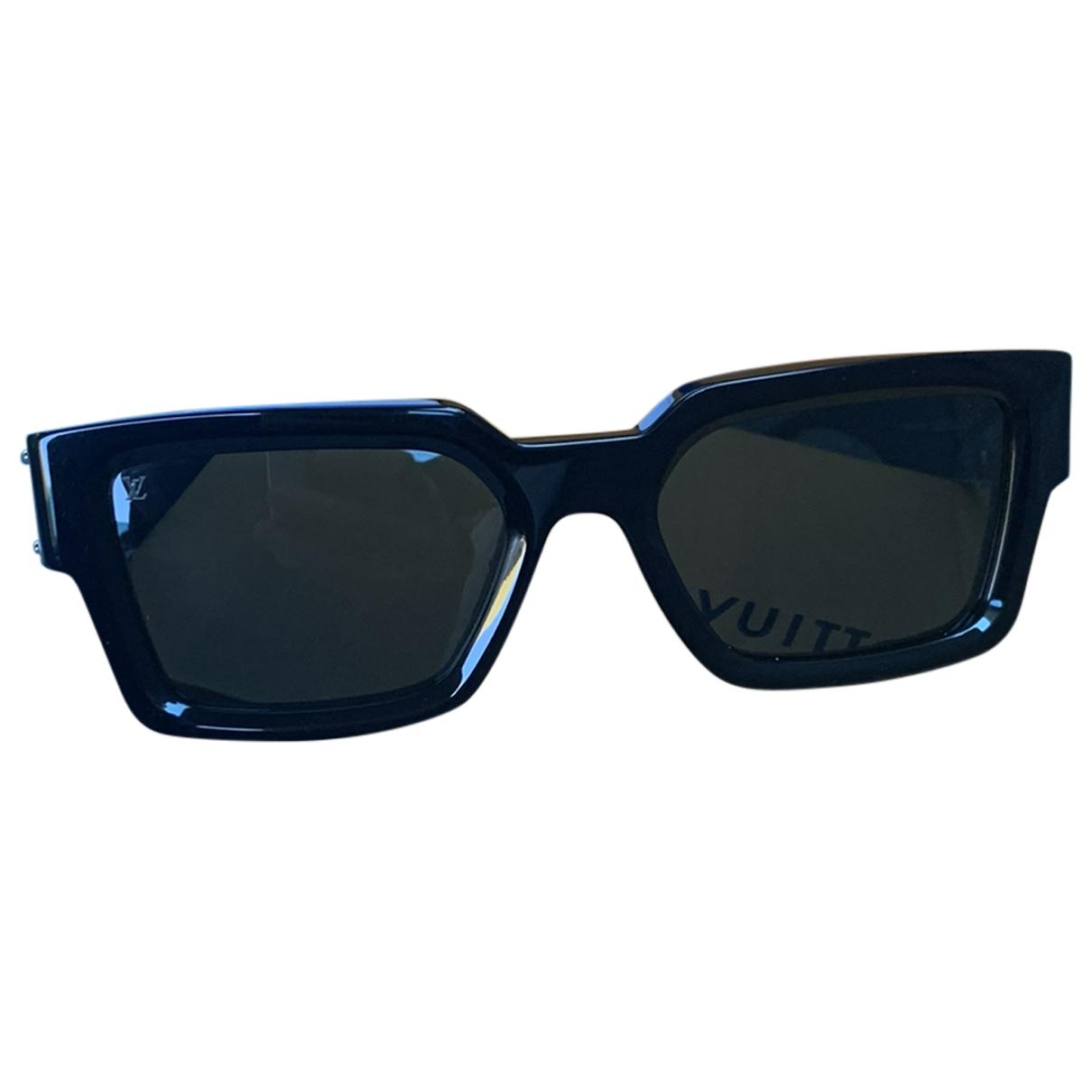 Sunglasses Louis Vuitton Black in Plastic - 35377474