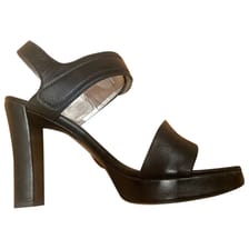 FREE LANCE Leather sandals