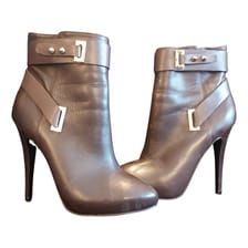 GUESS Leather ankle boots
