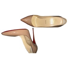 CHRISTIAN LOUBOUTIN So Kate patent leather heels