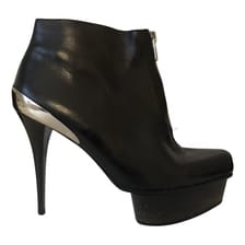 Leather ankle boots WHYRED