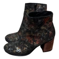Leather ankle boots Papucei