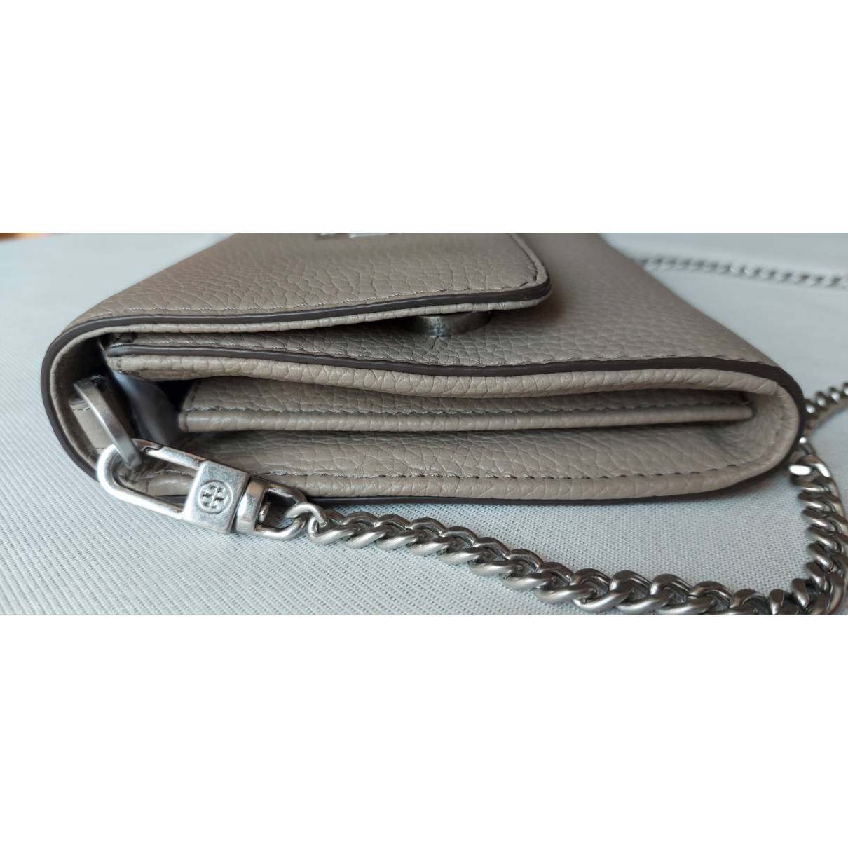 Leather crossbody bag Tory Burch Grey in Leather - 18155100