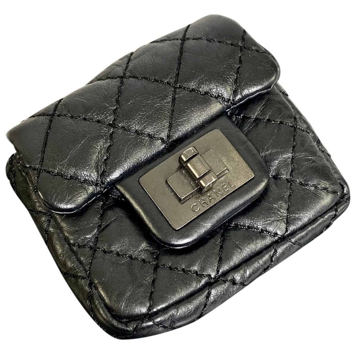 Chanel 2.55