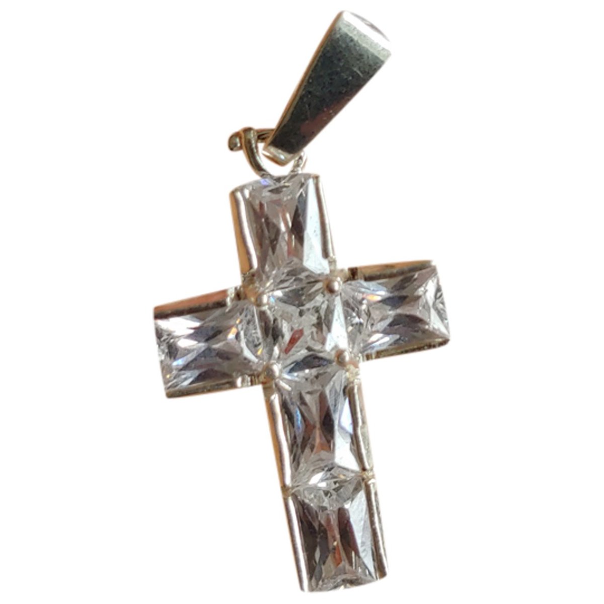 Croix silver pendant