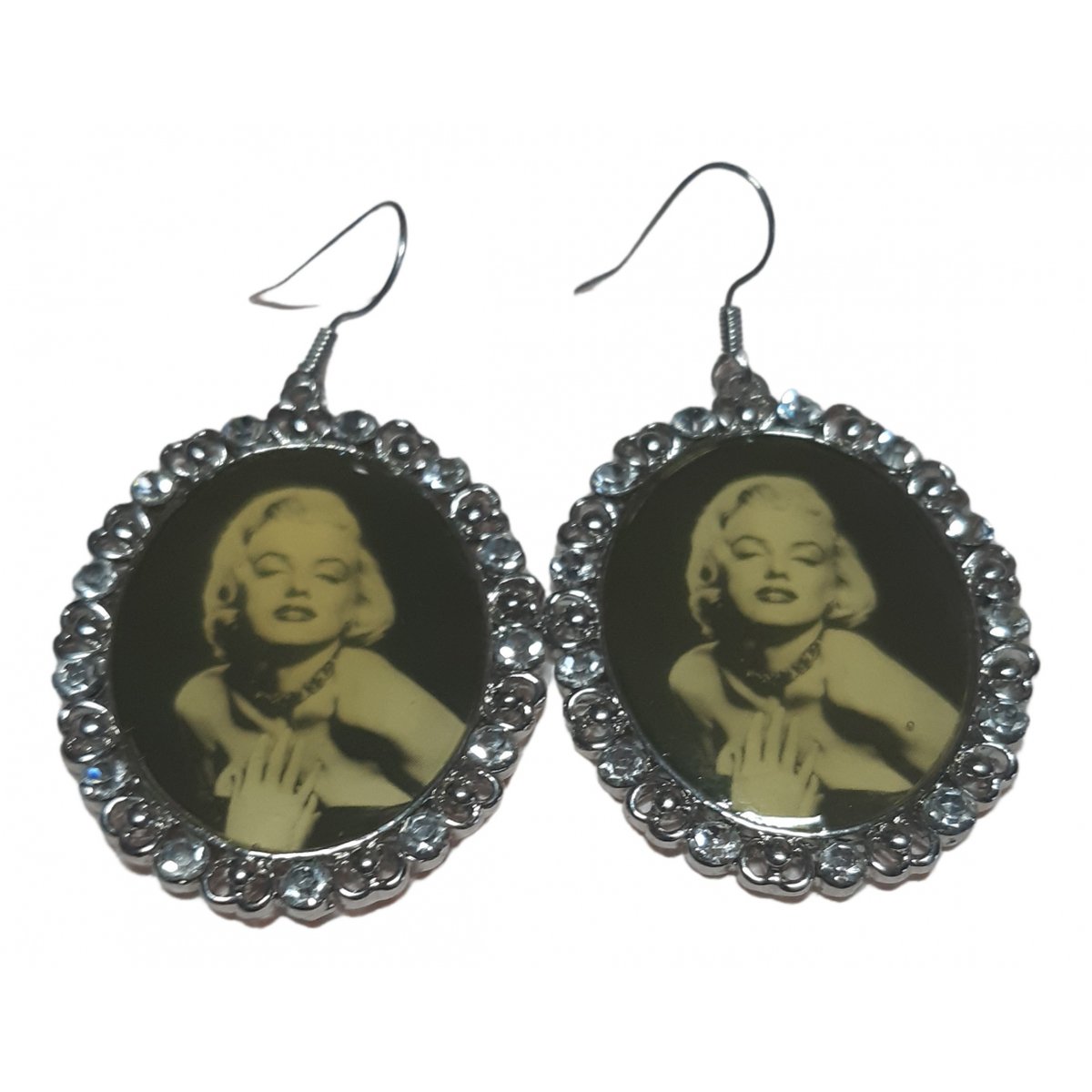 Camée earrings