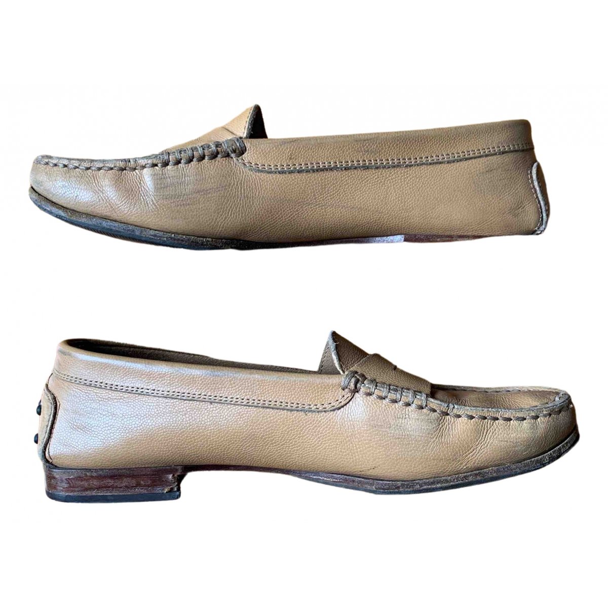 Gommino leather flats
