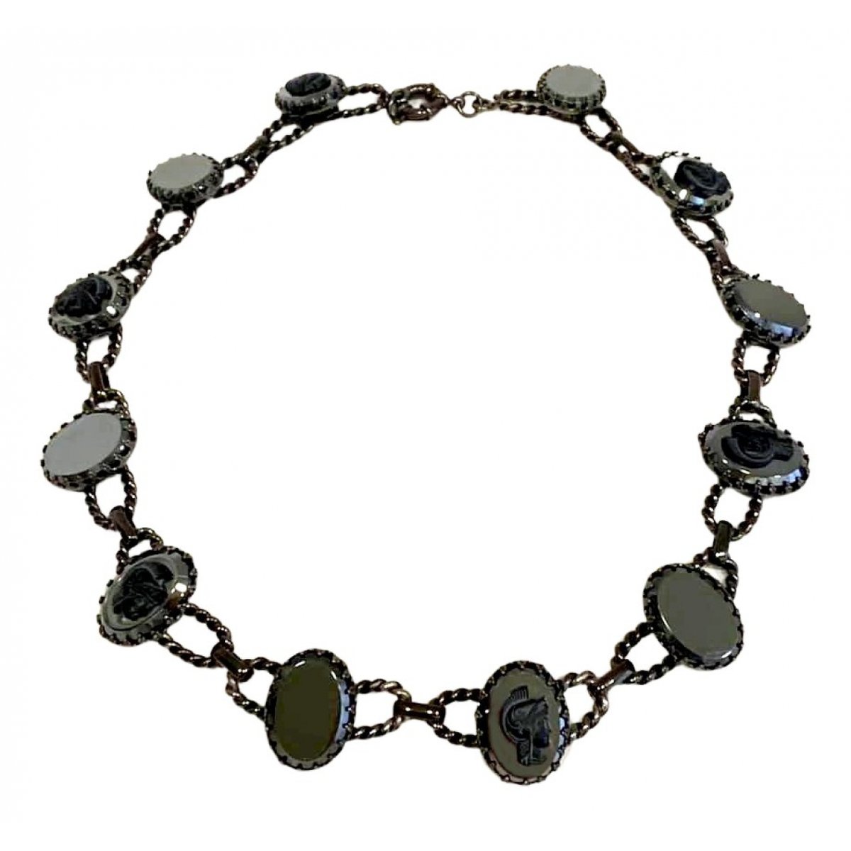 Camée necklace