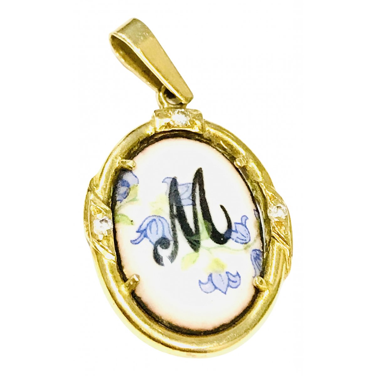 Motifs Lettres yellow gold pendant