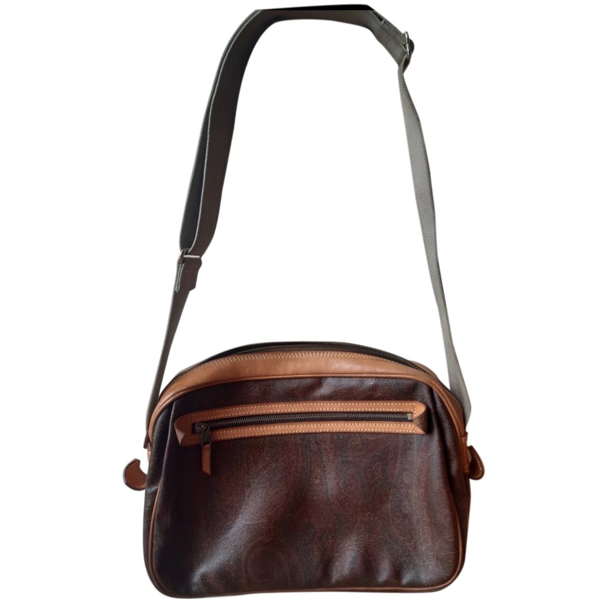Leather crossbody bag