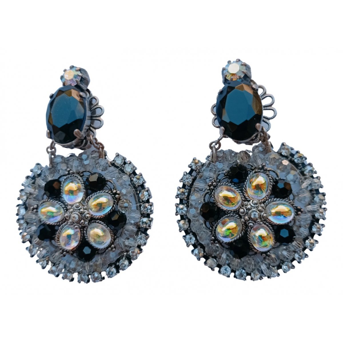 Dormeuses earrings