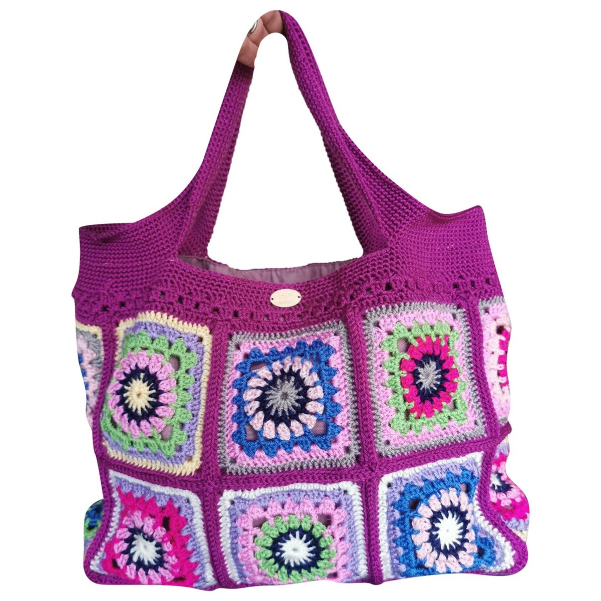 Crochet handbag