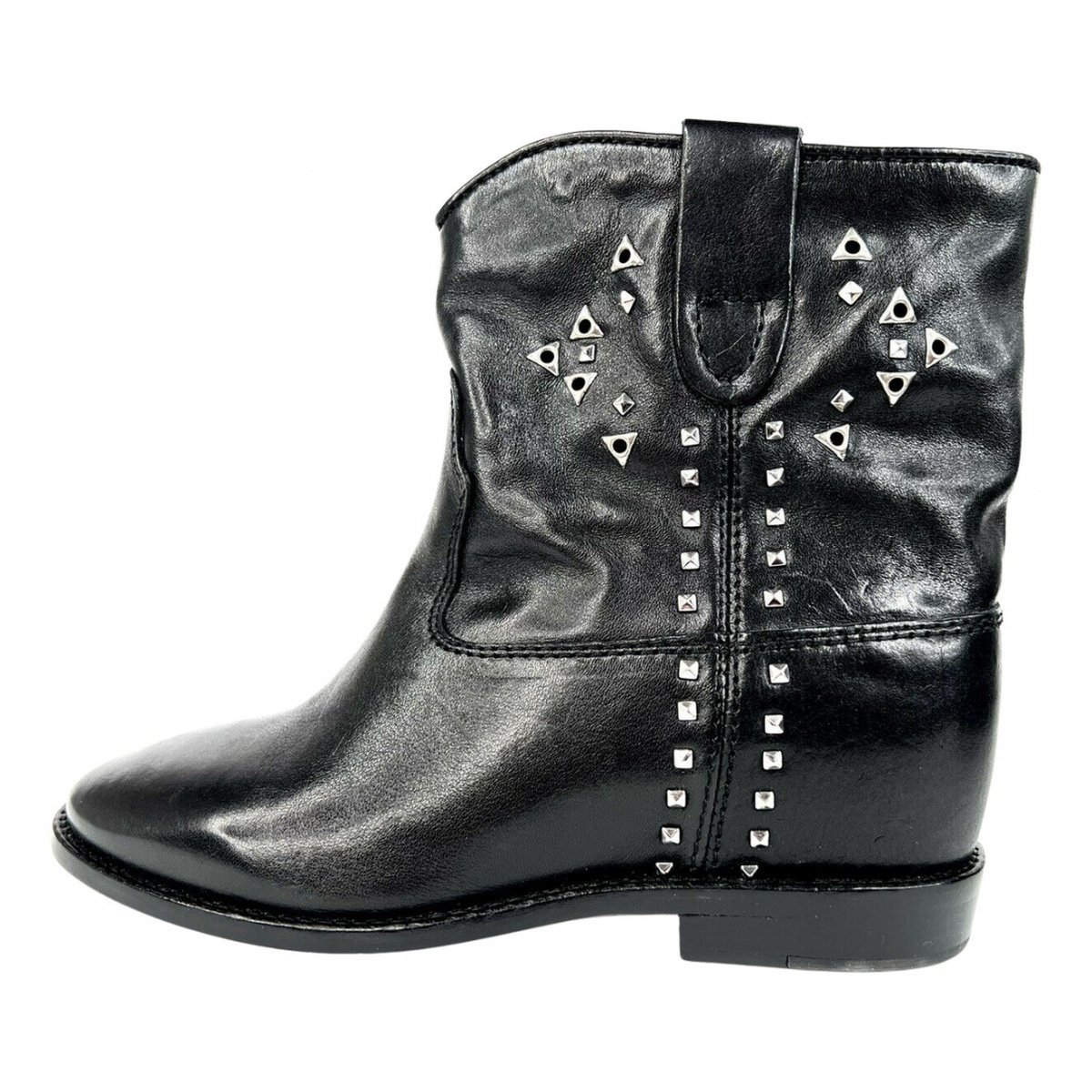 Cluster leather western boots