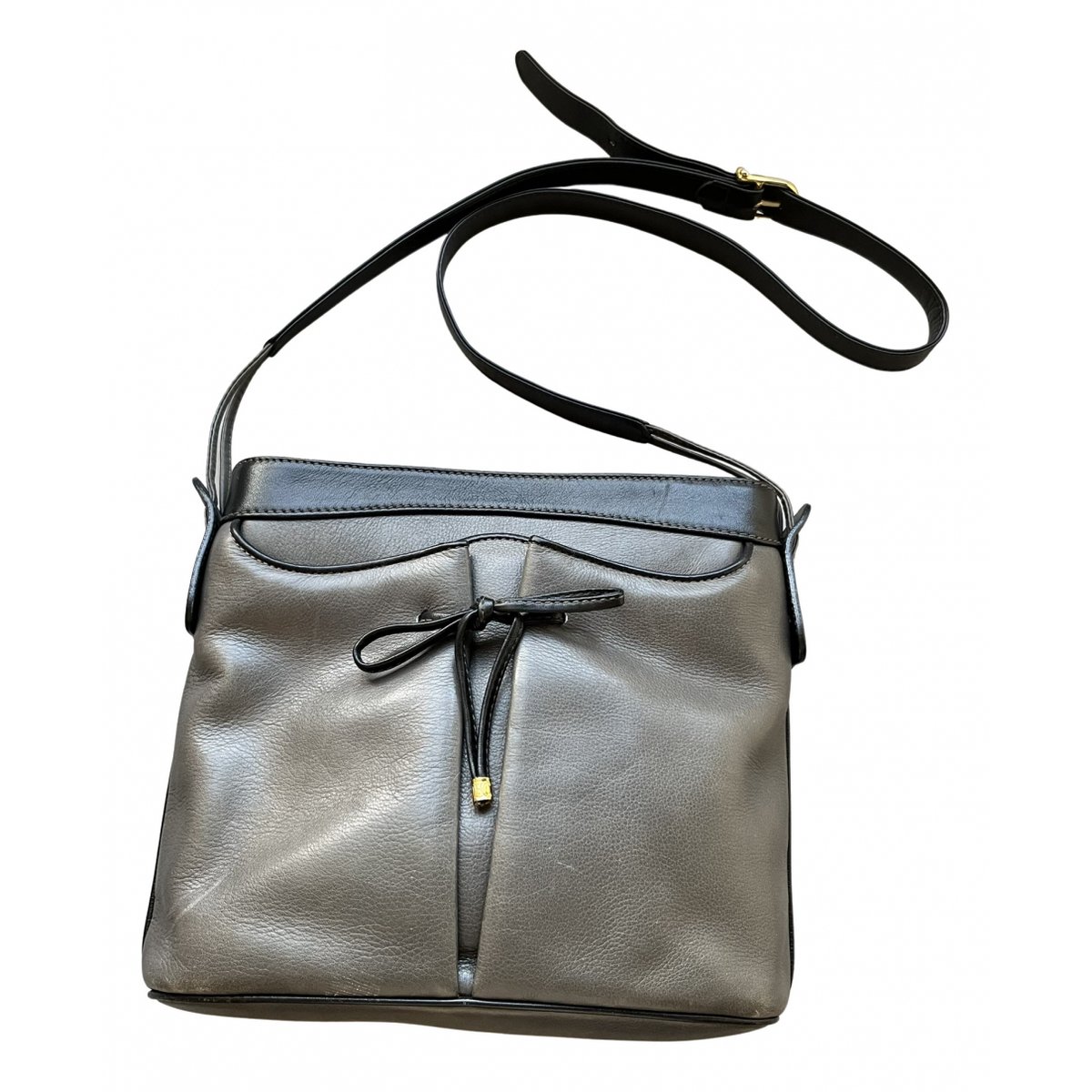 Classic leather crossbody bag