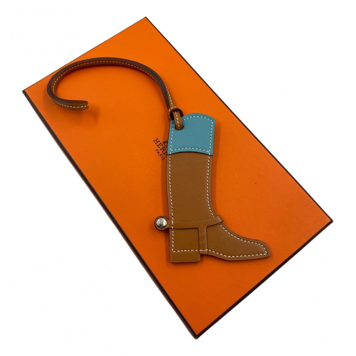 Paddock leather bag charm
