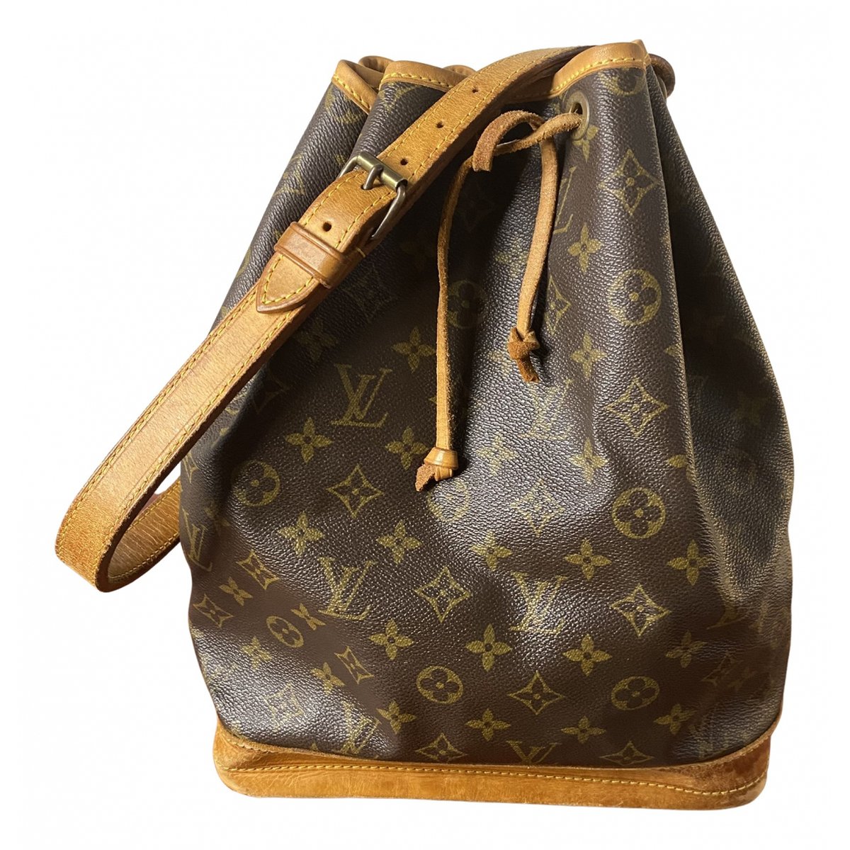 Noé leather handbag
