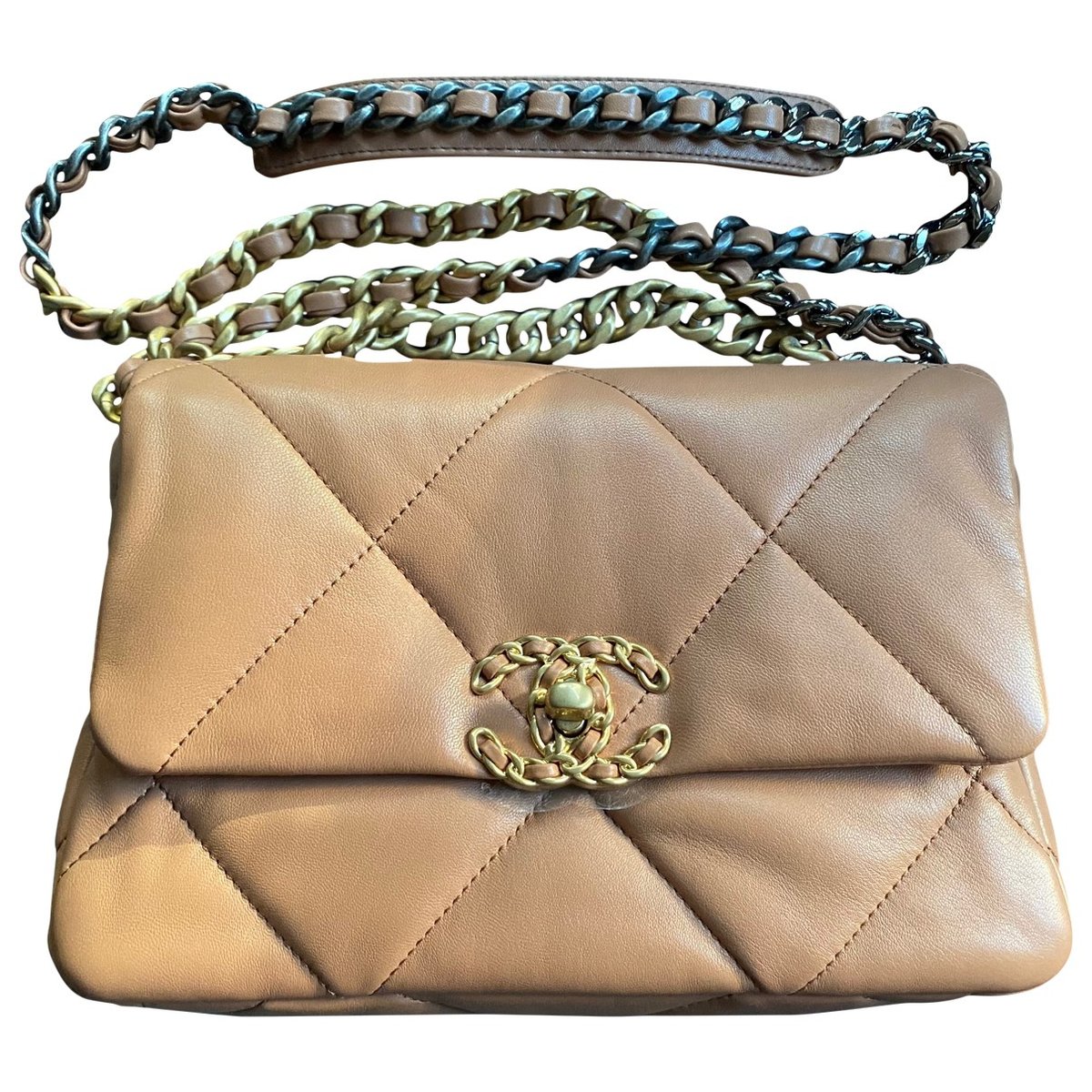 Chanel 19 leather handbag