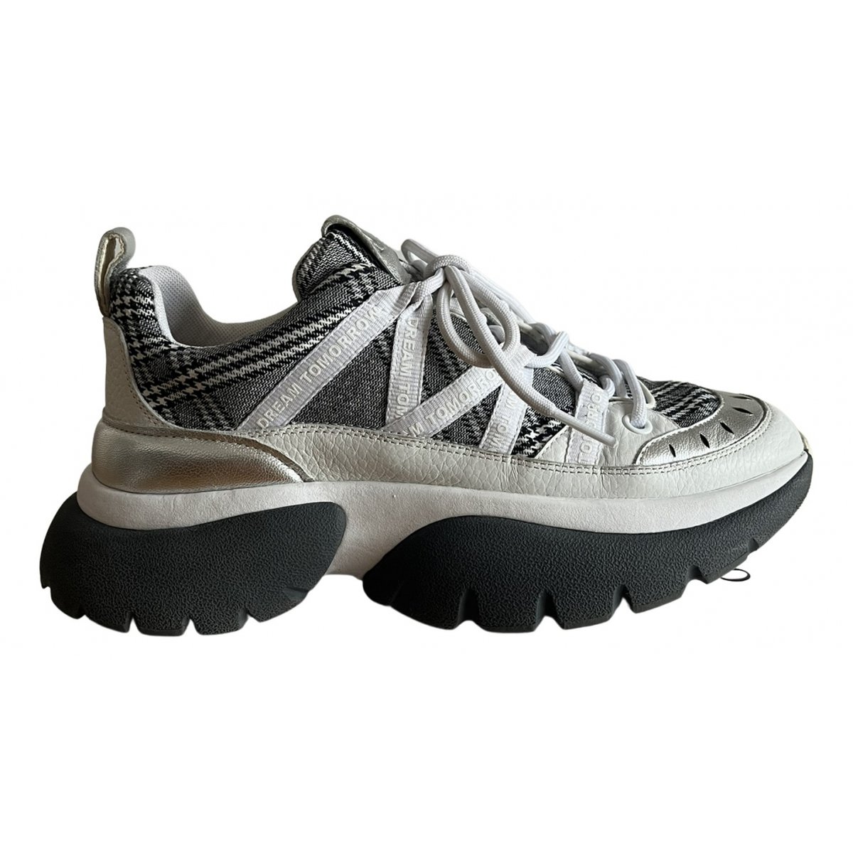W20 leather trainers