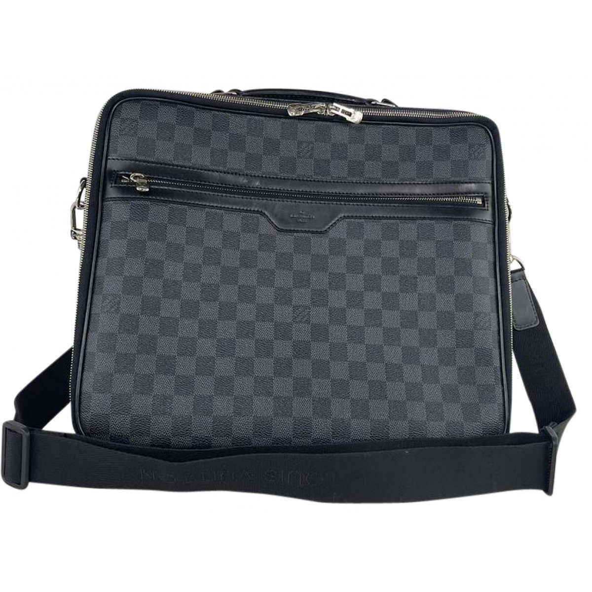 District cloth handbag