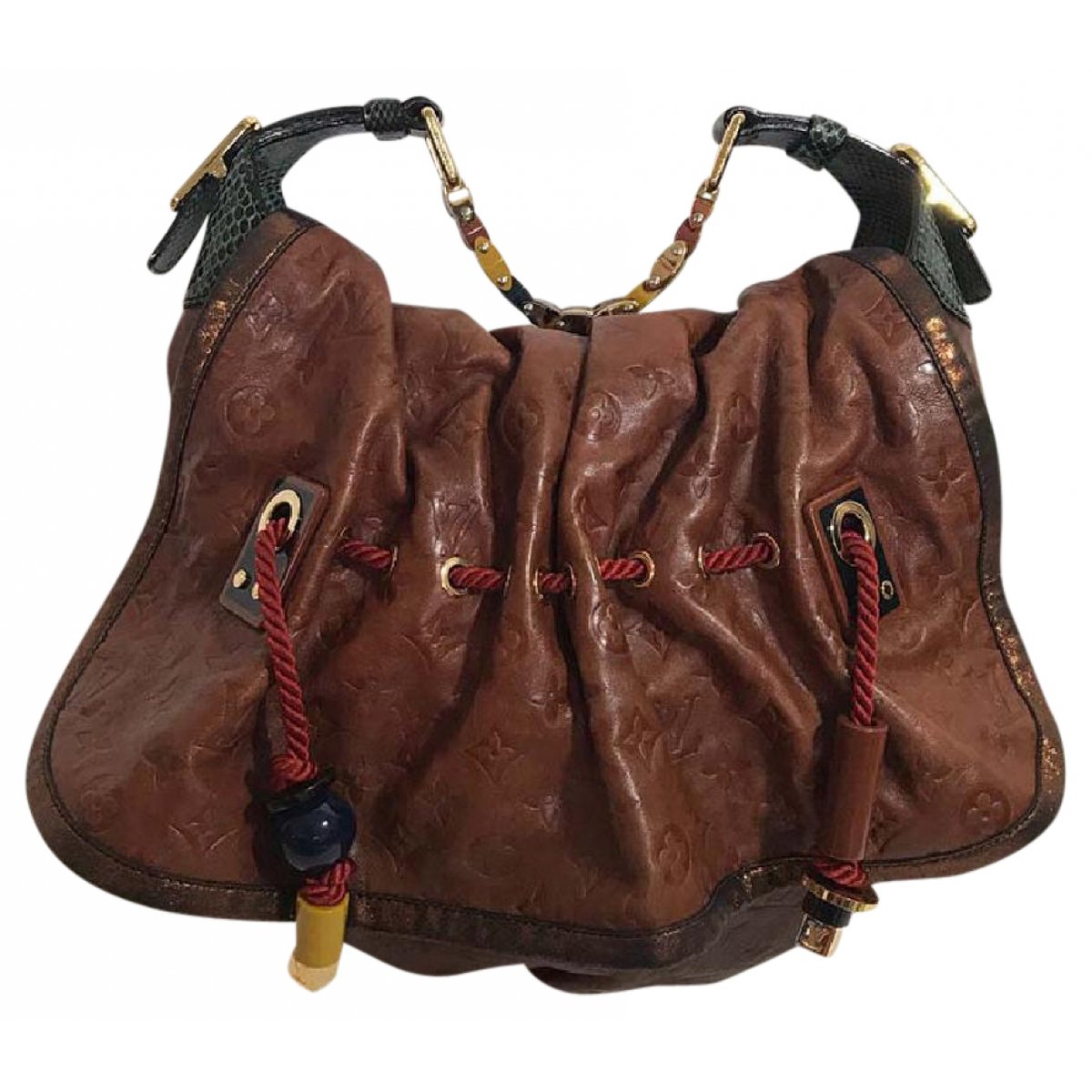 Delightful leather handbag