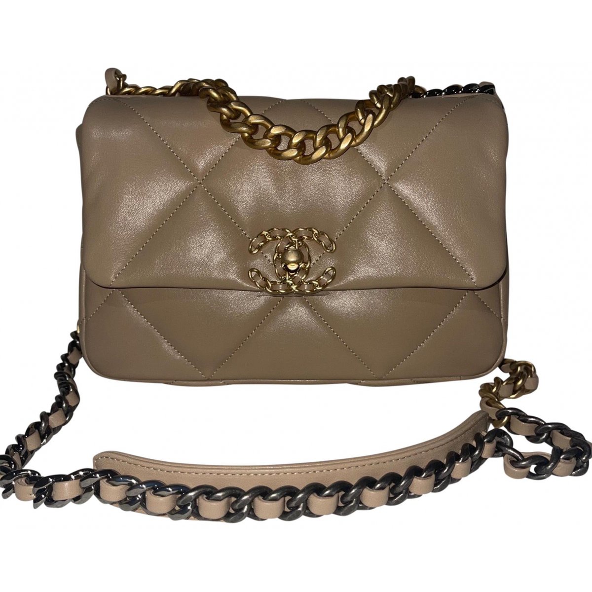 Chanel 19 leather handbag