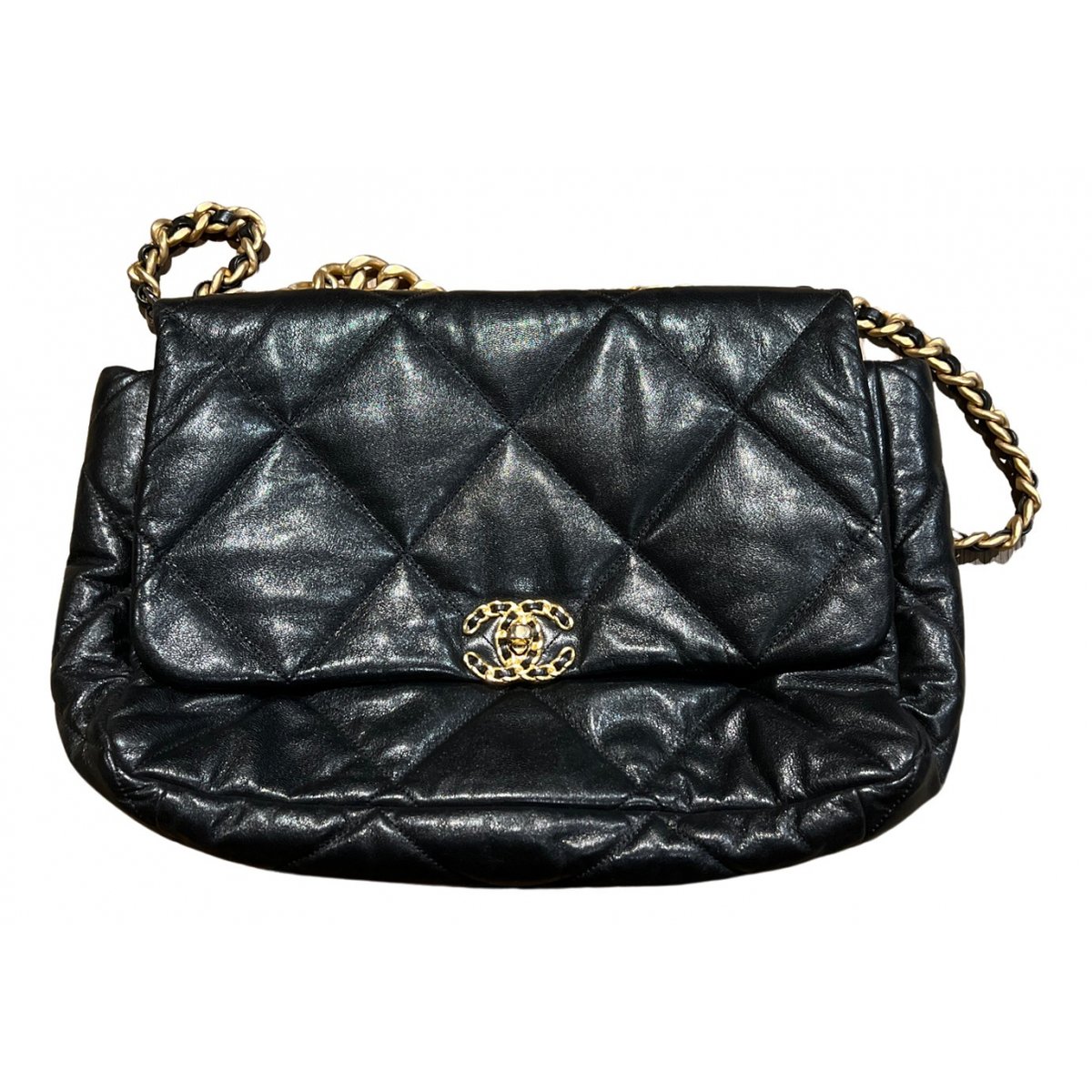 Chanel 19 leather handbag