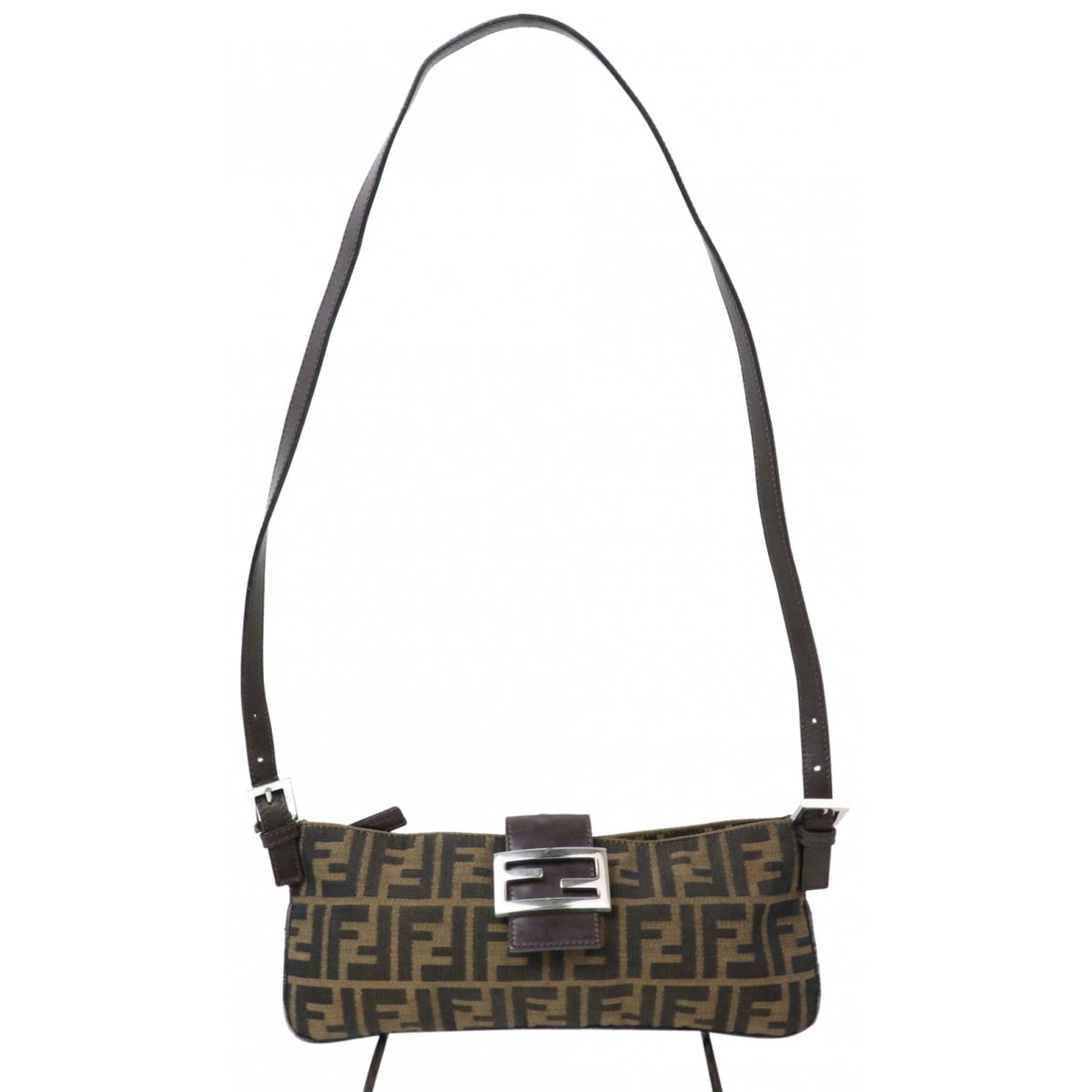 Baguette cloth handbag