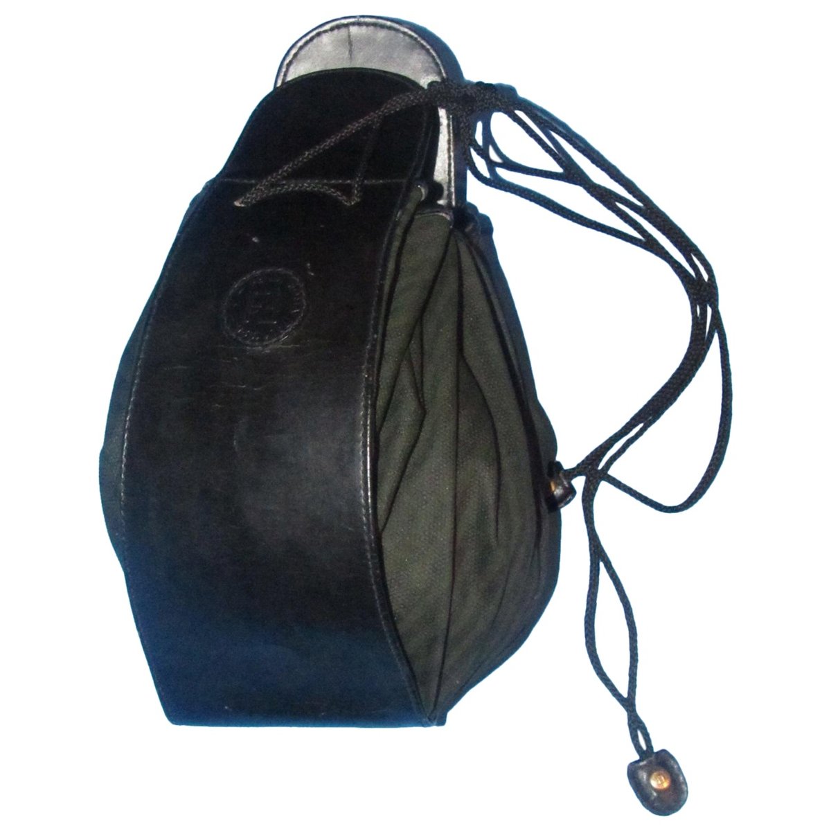 Palazzo Bucket leather handbag