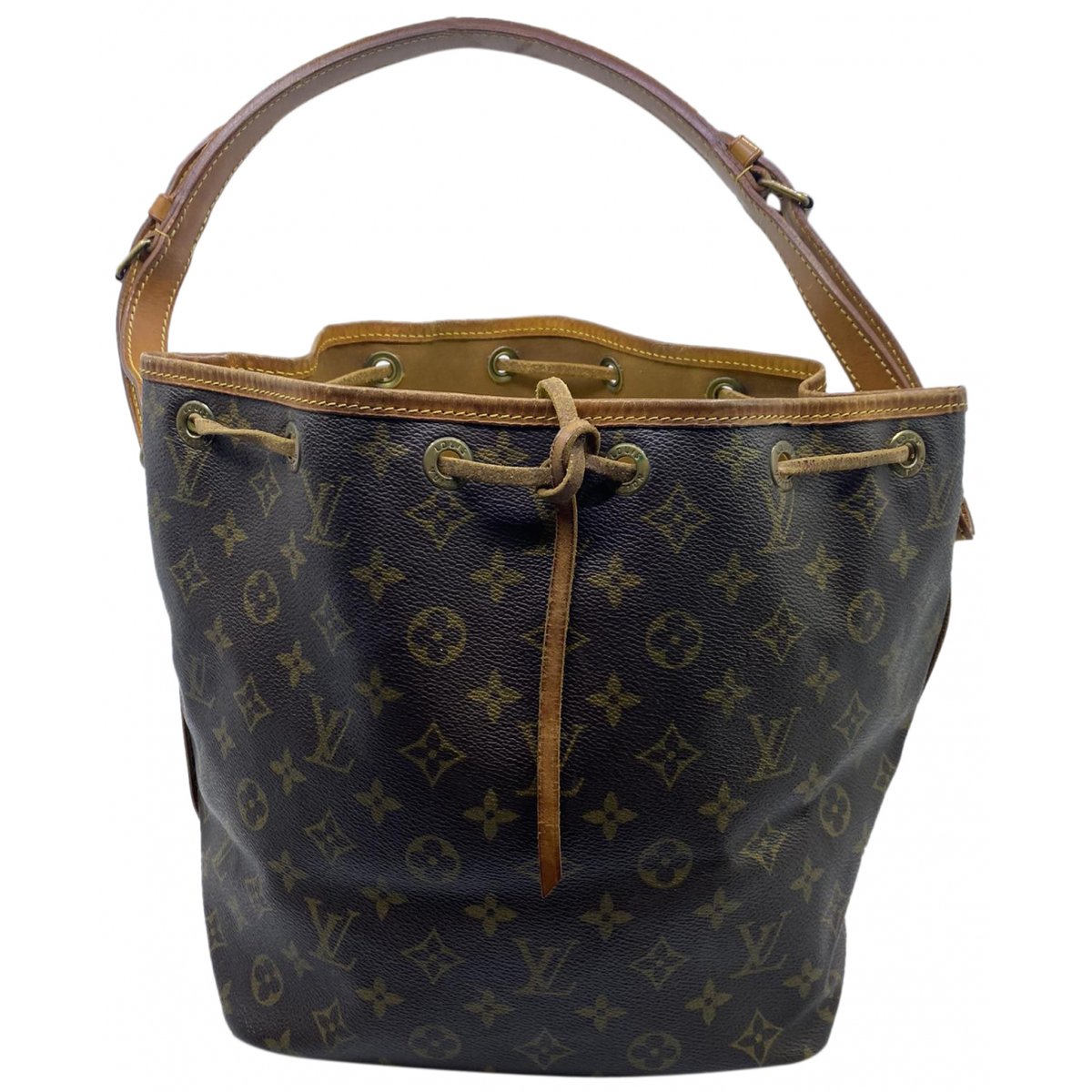 Delightful cloth handbag