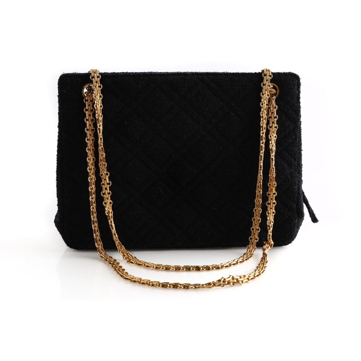 31 Vintage wool handbag