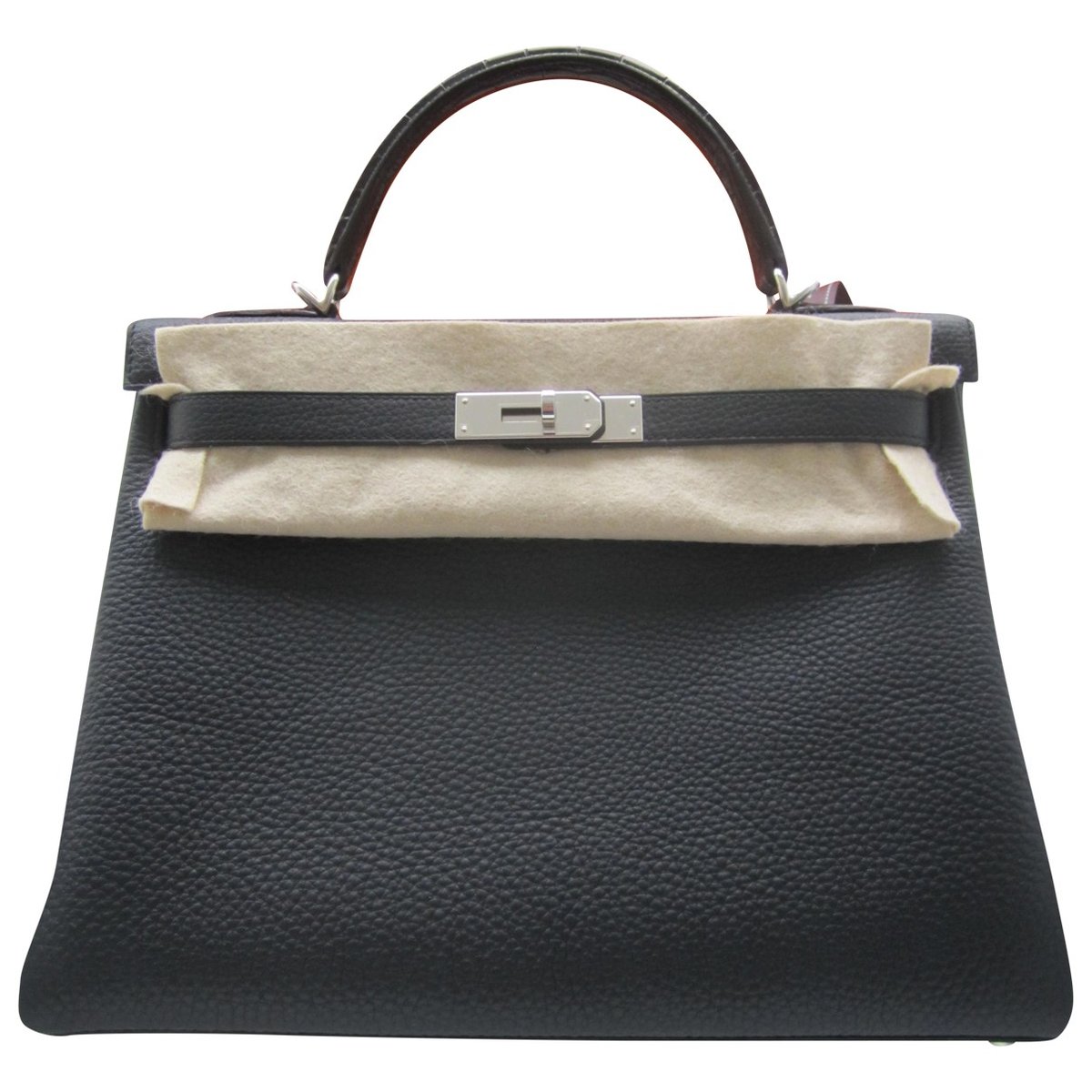 Kelly 32 leather handbag