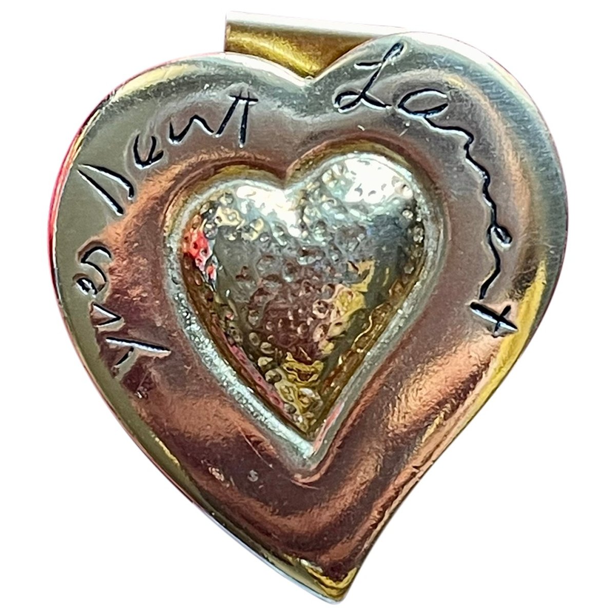 Arty pin & brooche