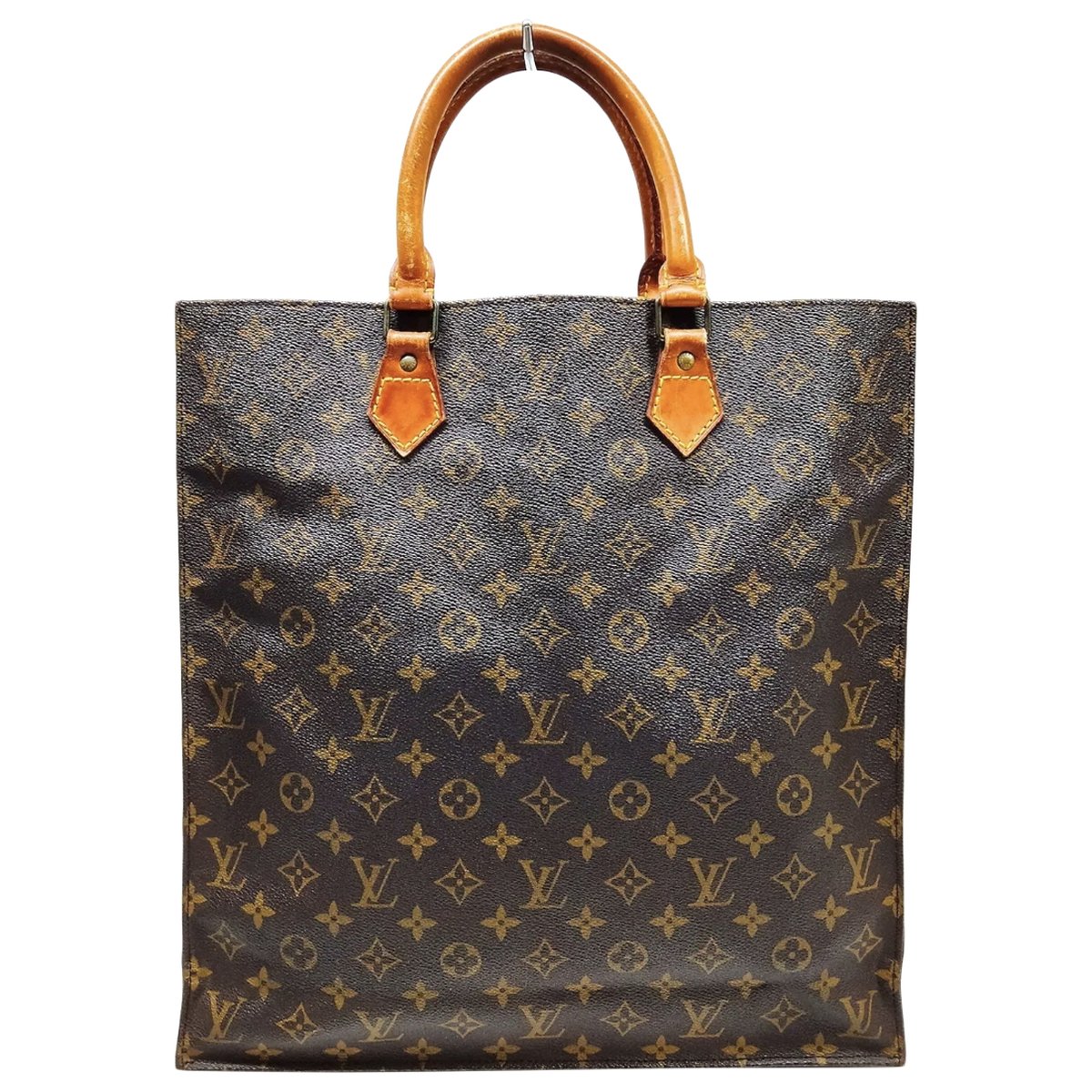 Plat leather handbag