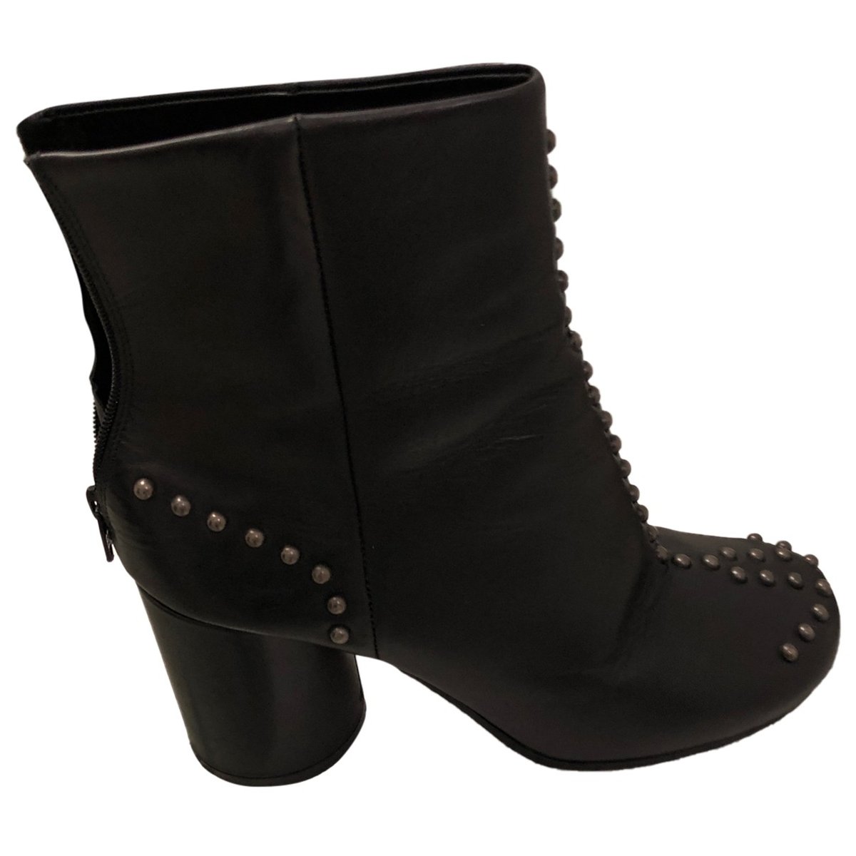 Tabi leather ankle boots