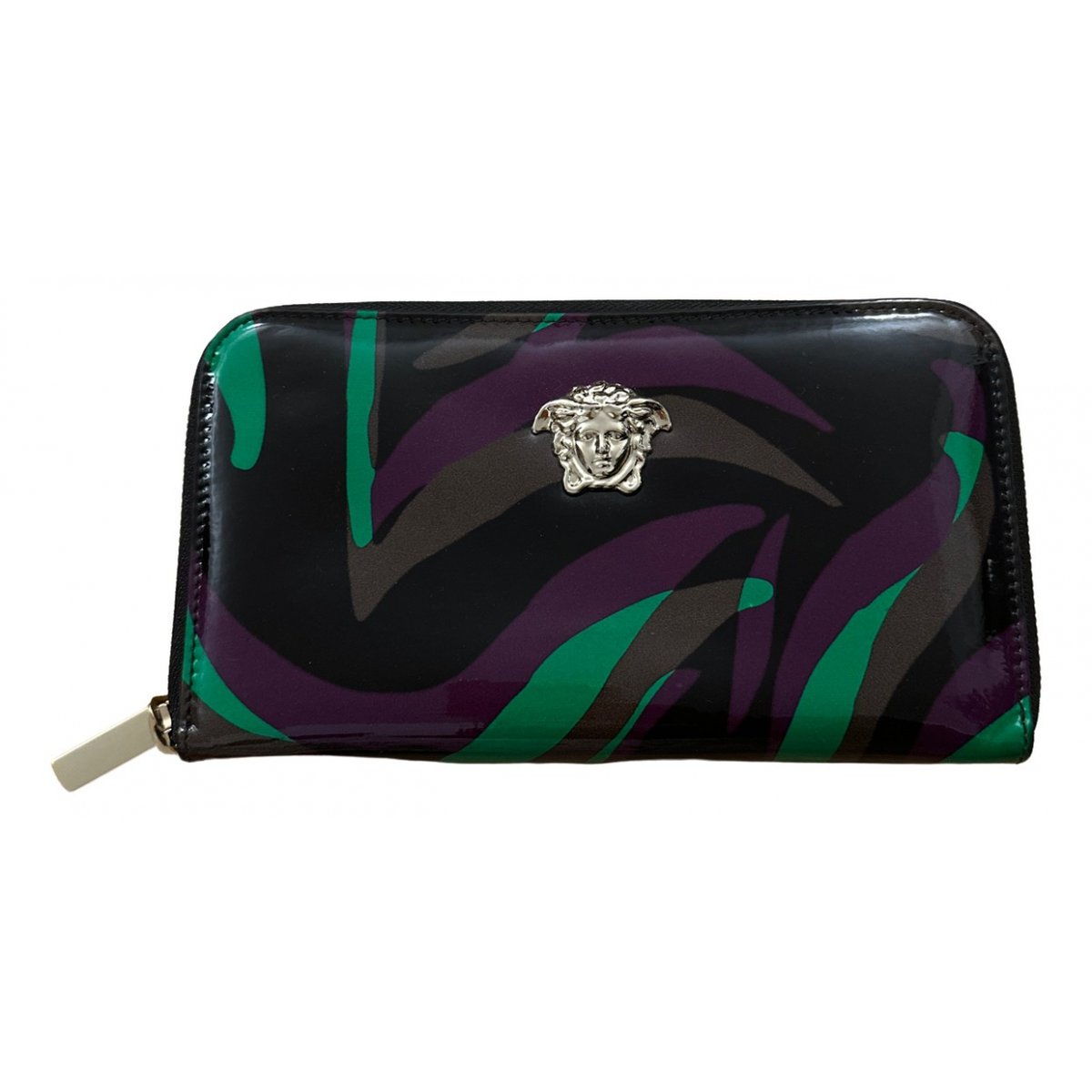 La Medusa patent leather wallet