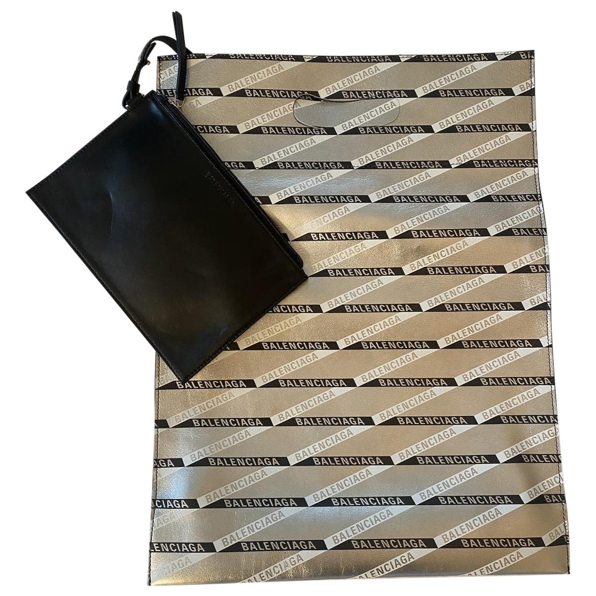 Plastic bag shooper leather handbag
