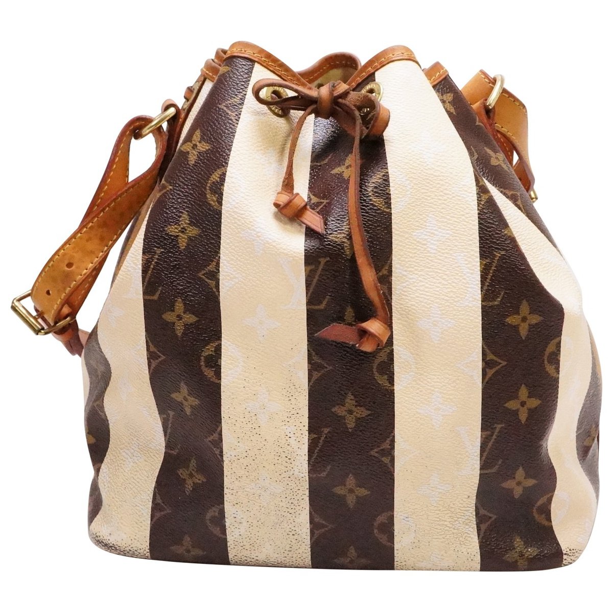 Noé leather handbag