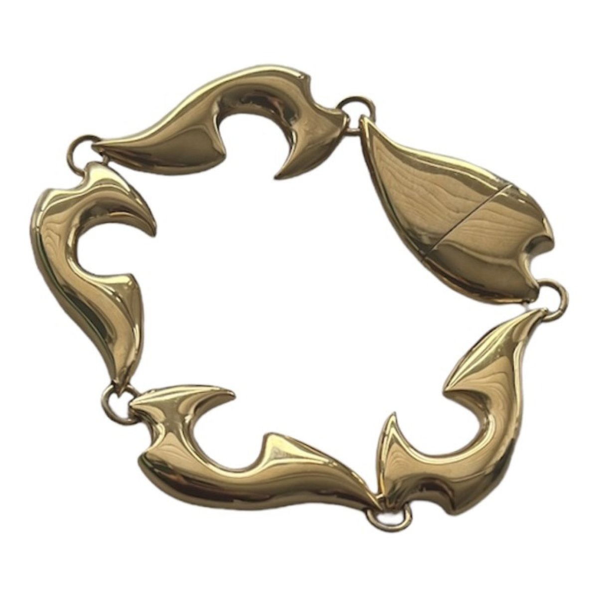Sharp bracelet