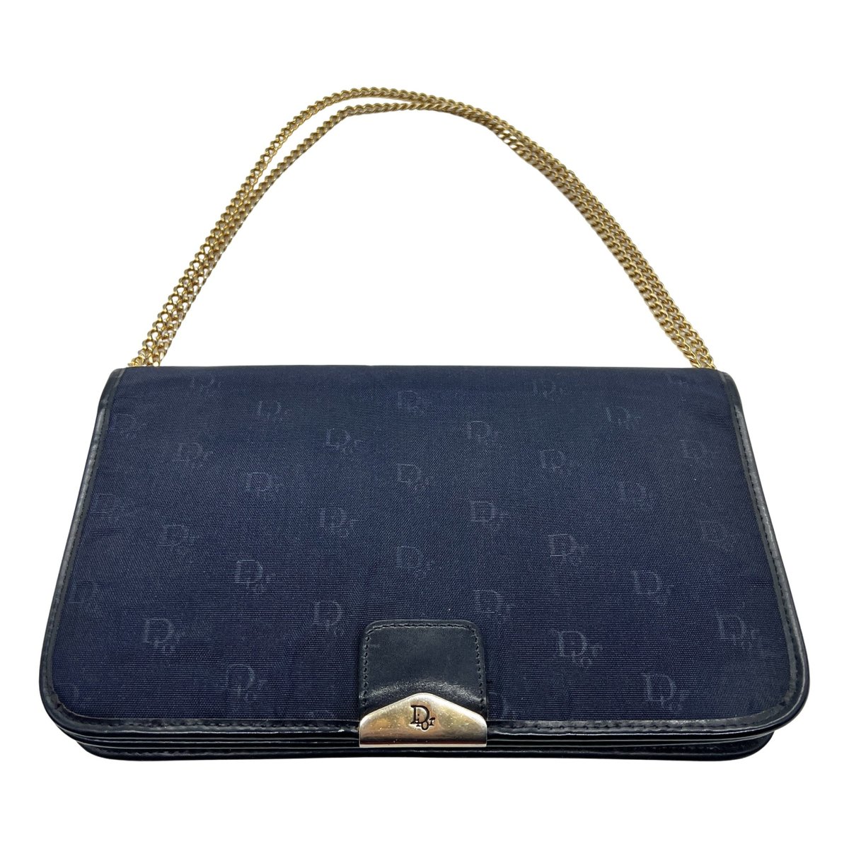 30 Montaigne Chain linen crossbody bag