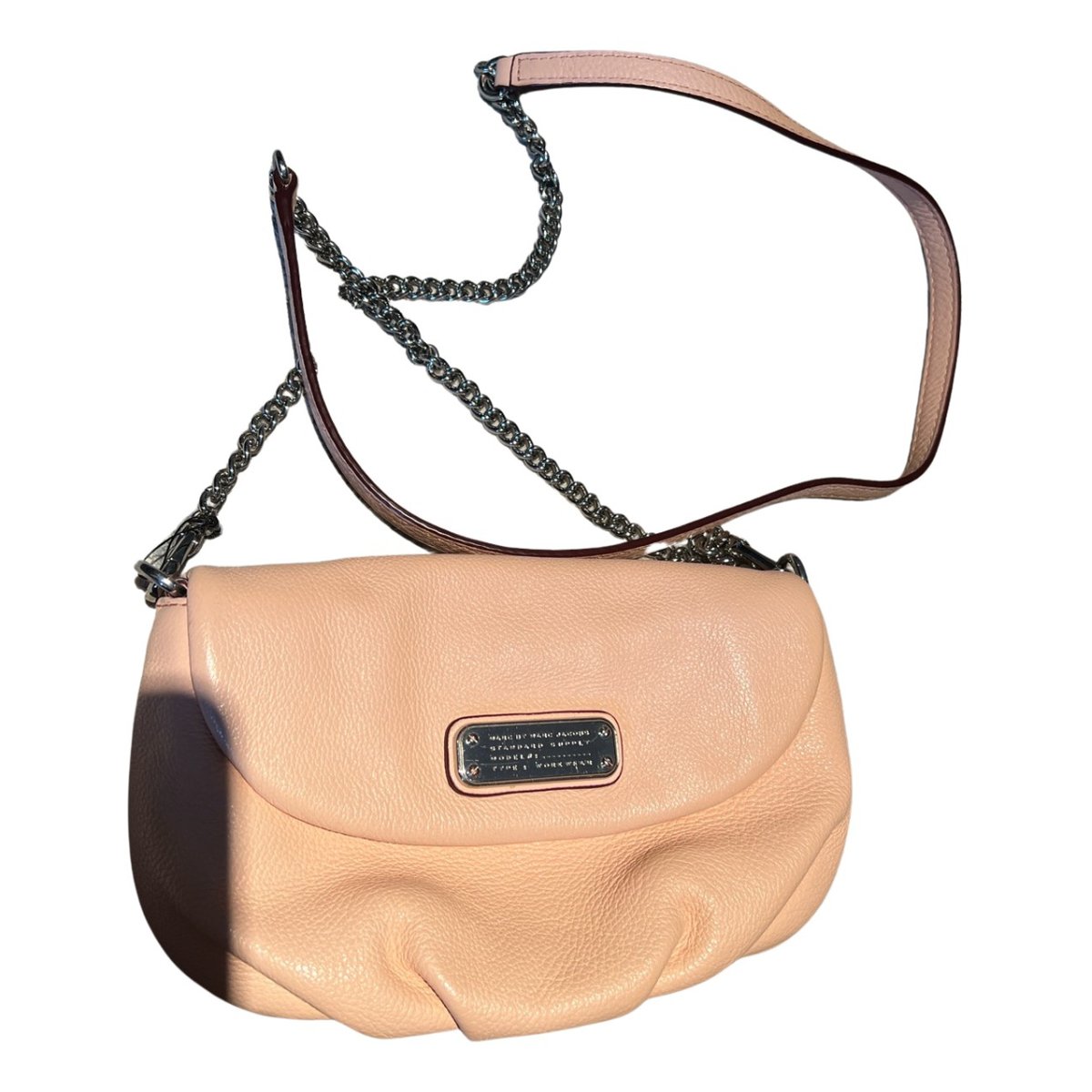 Classic Q leather crossbody bag