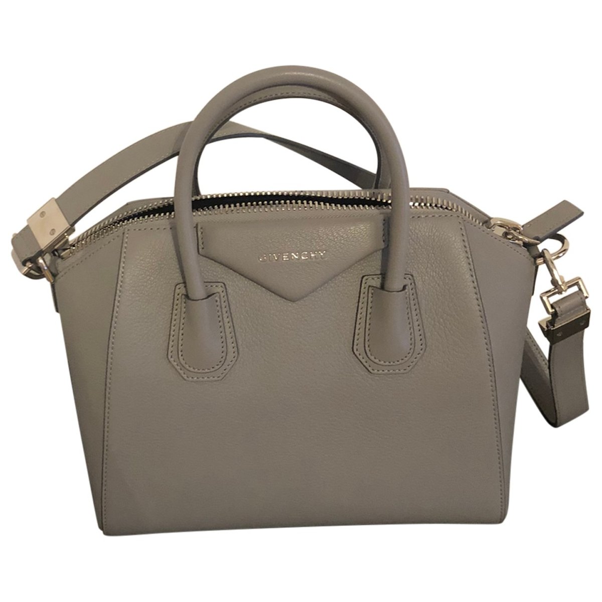 Antigona leather handbag