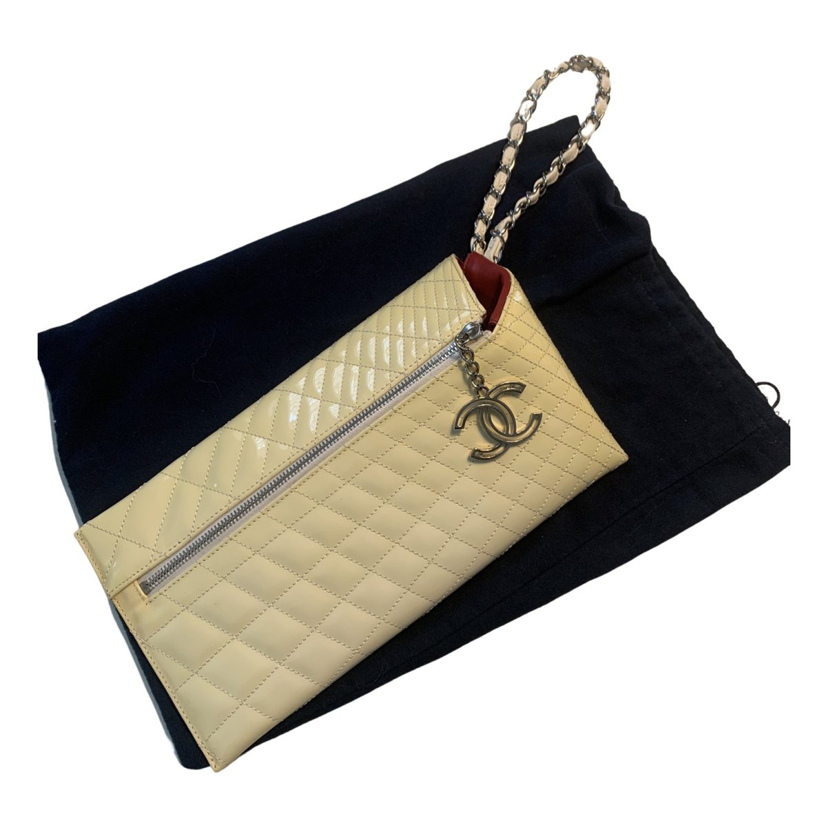 Wallet on Chain leather clutch bag