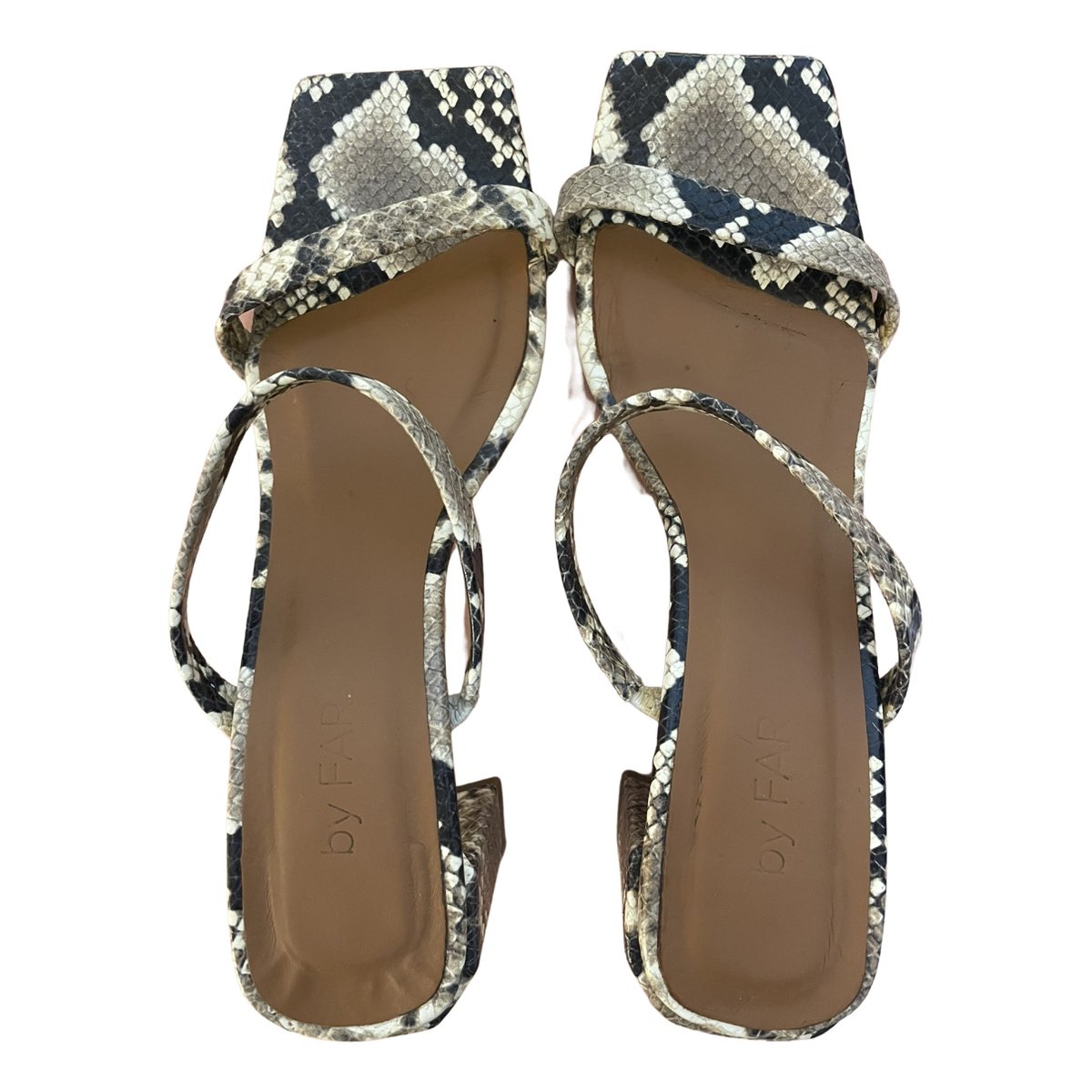 Tanya leather sandal