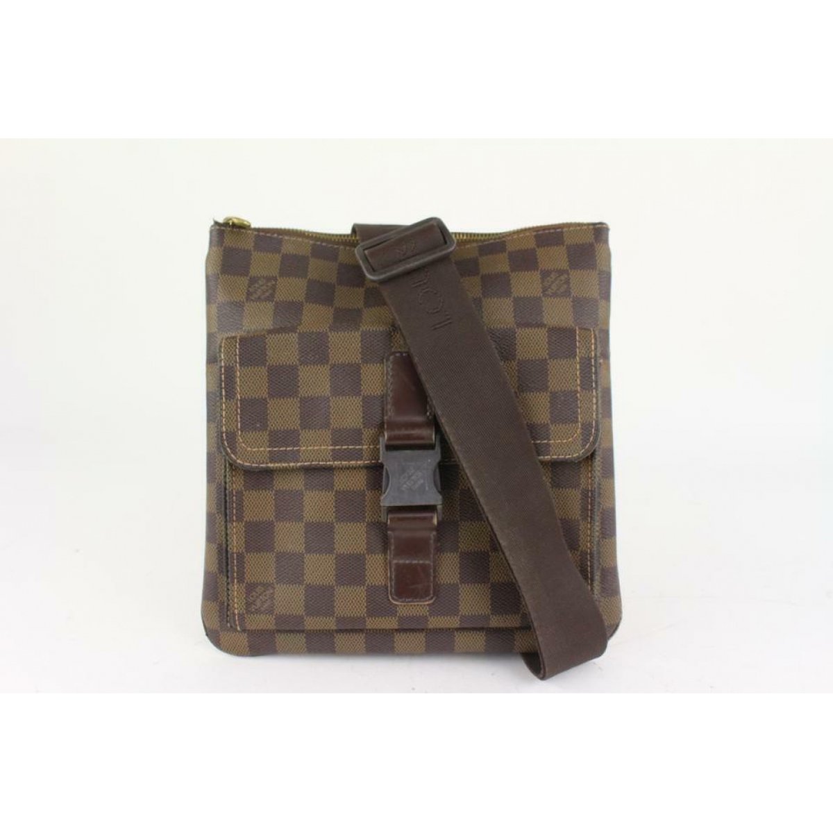 Pochette Accessoire patent leather crossbody bag