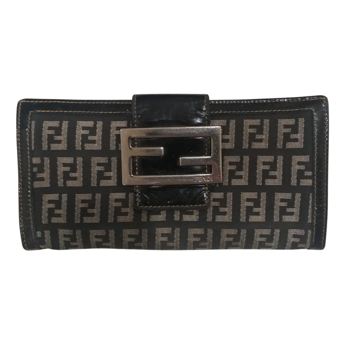 Baguette cloth wallet