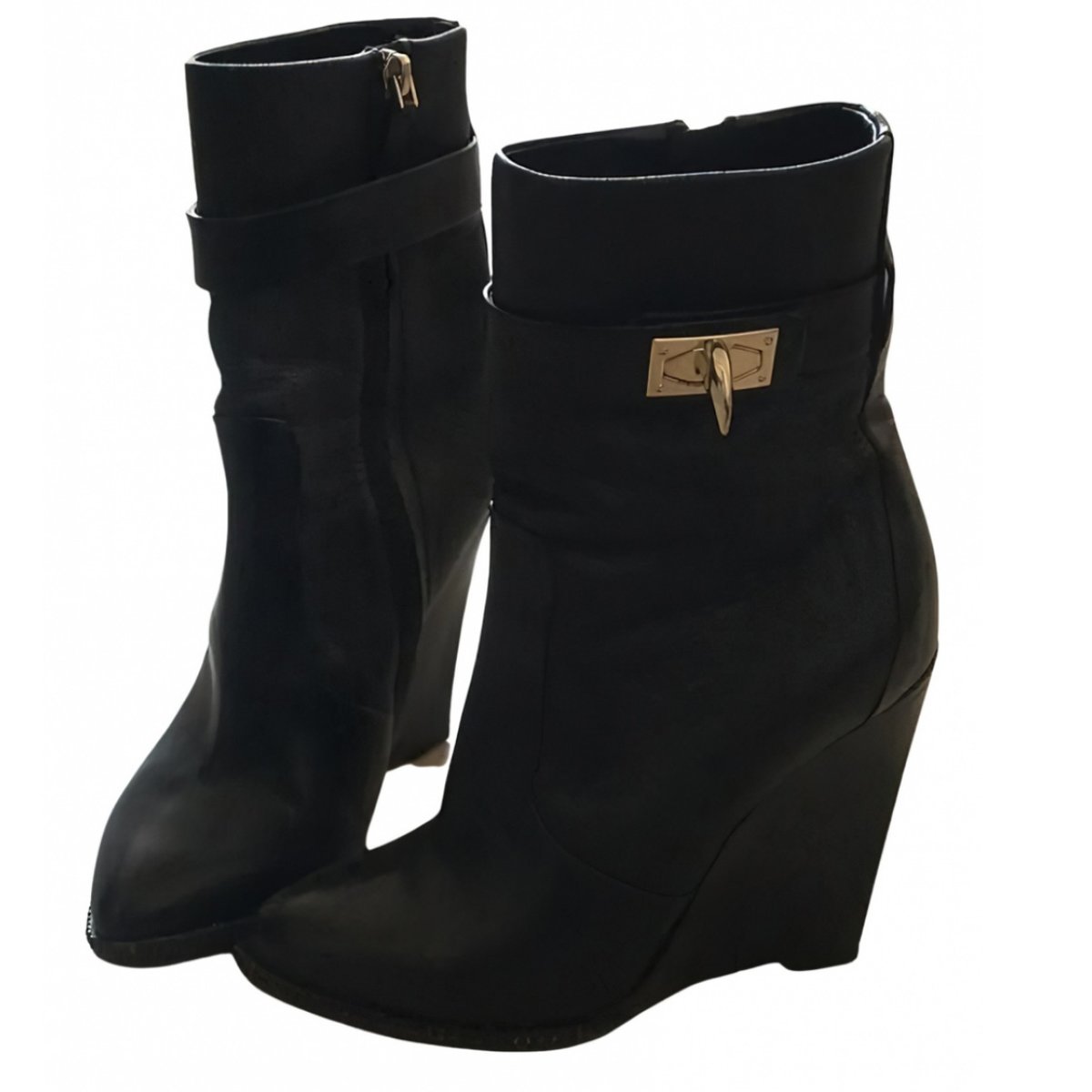 Shark leather buckled boots